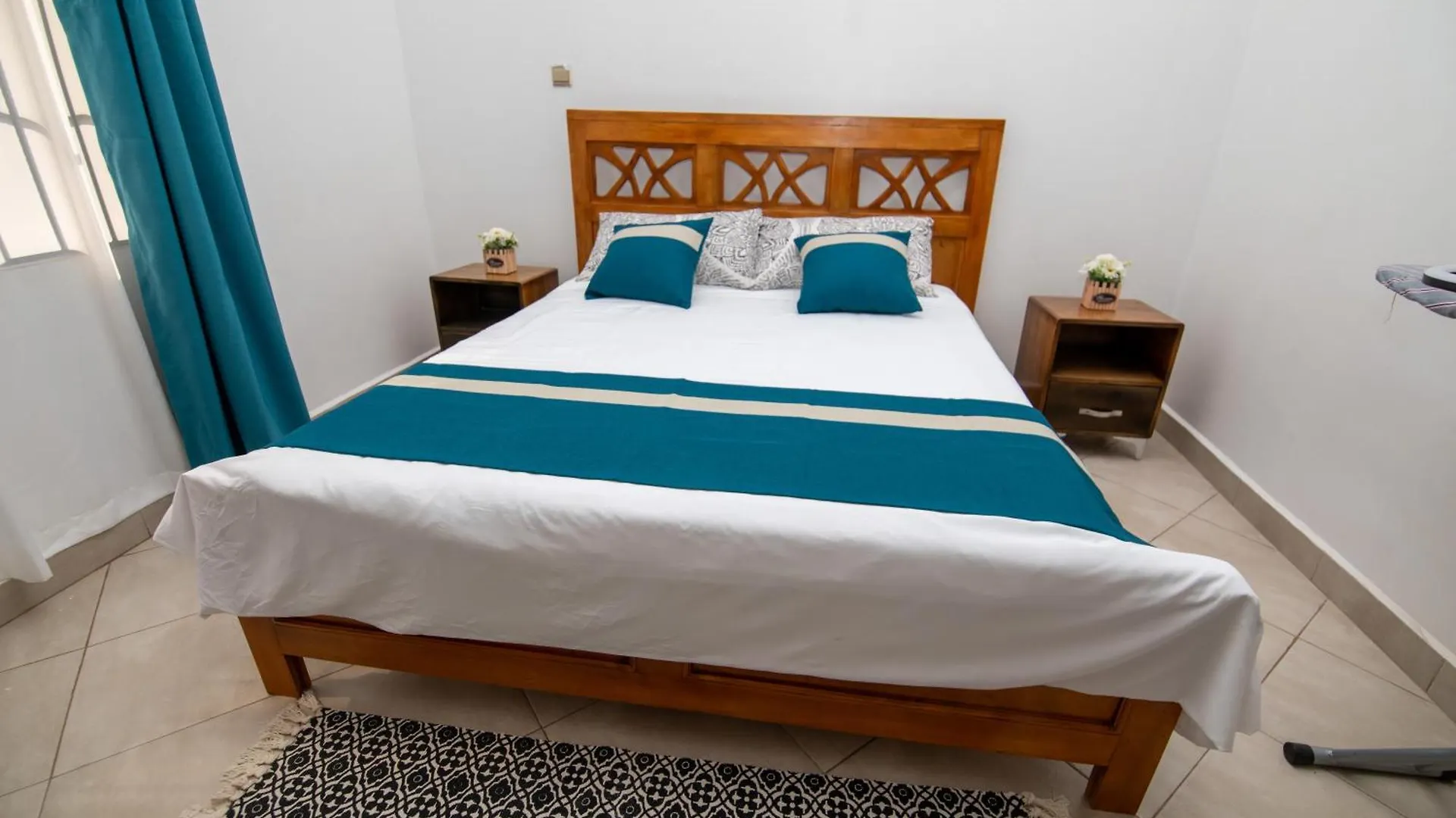 Kira Modern Elegance Daire Kampala