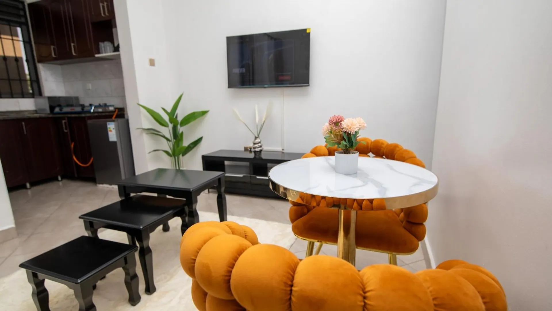 Kira Modern Elegance Daire Kampala